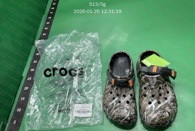 Crocs camuflada
