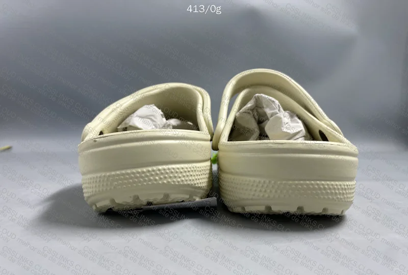 Crocs Classic. (Ajuda Pfvr) 2