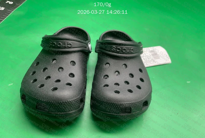 Crocs classic clog 5
