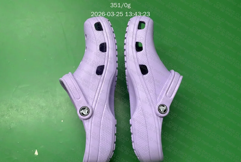Crocs classic roxo 3