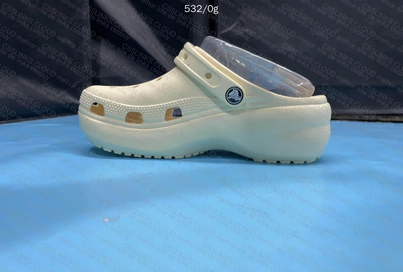 Crocs for Girls 4