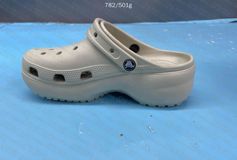 Crocs for Girls 3