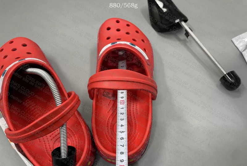 McQueen Crocs (with measurements) 6