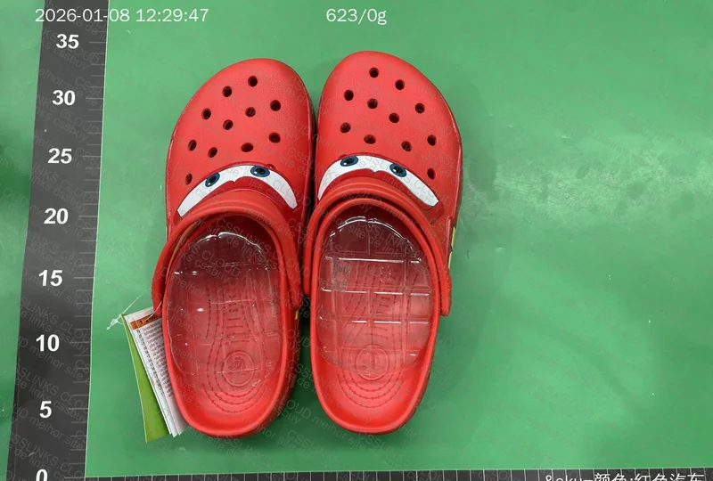 Crocs do McQueen (Vídeo)
