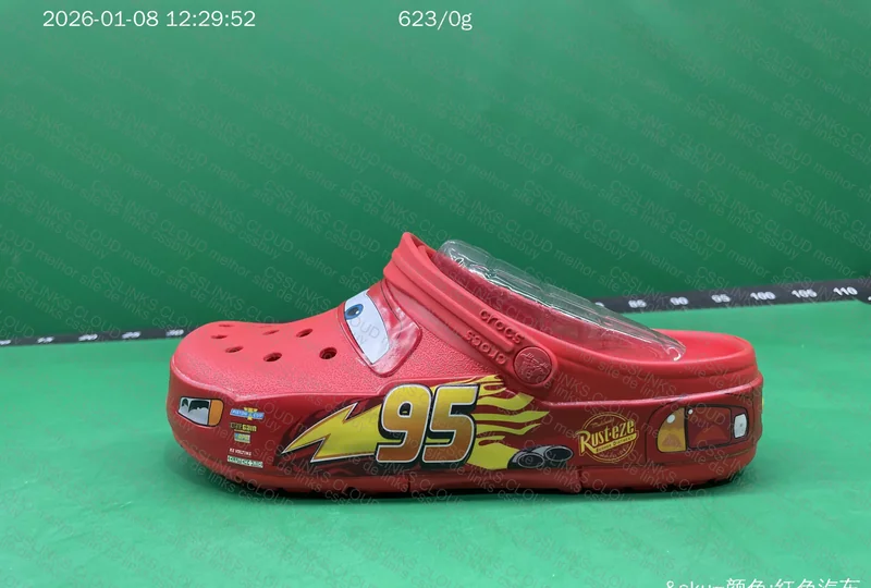 Crocs do McQueen (Vídeo) 6