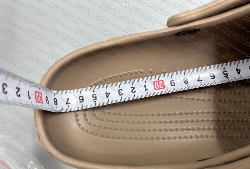 Crocs Khaki 2