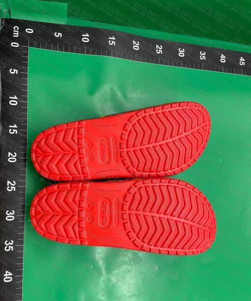 Crocs macqueen 9Yuan sale 2