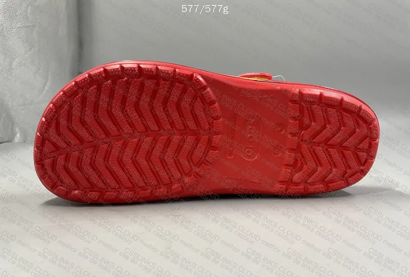 Crocs McQueen 7