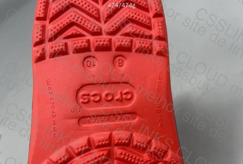 CROCS Mcqueen 9