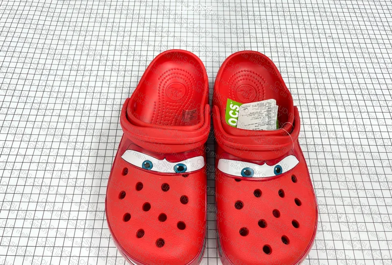 Crocs mcqueen 2