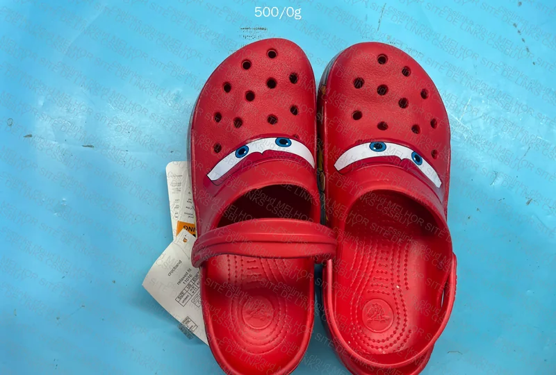 crocs mcqueen