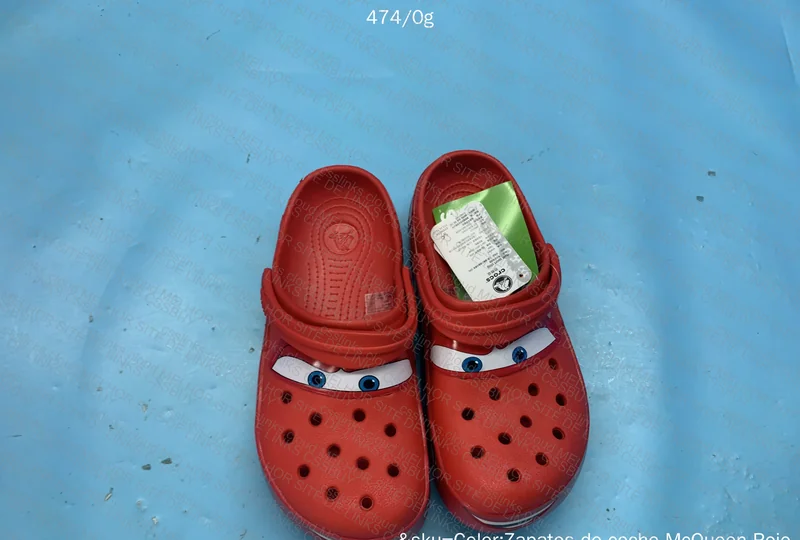 Crocs McQueen 5