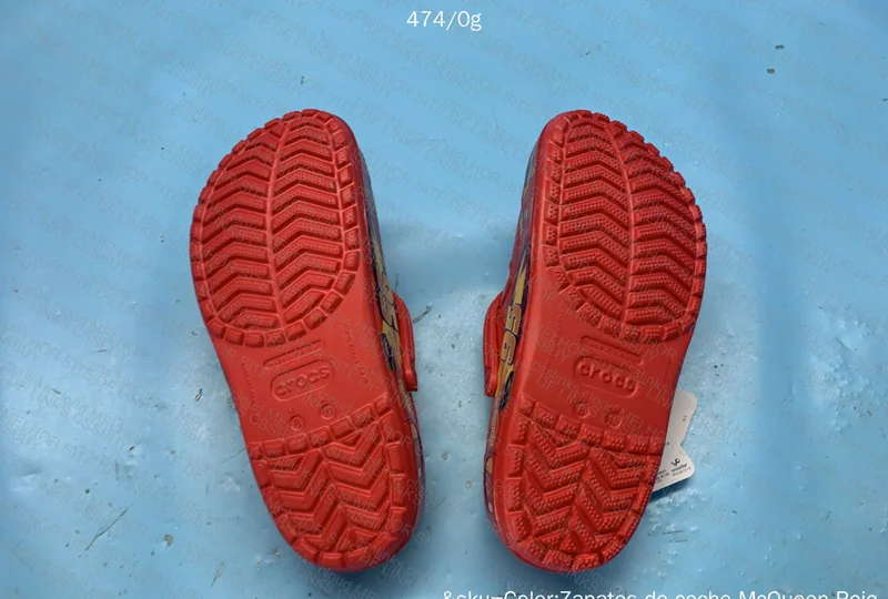 Crocs McQueen 8