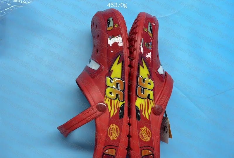 crocs mcqueen 7