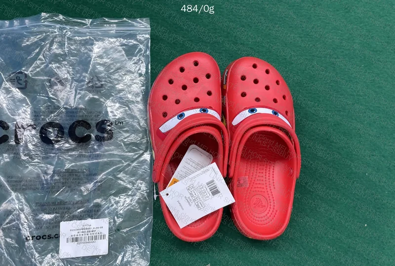 crocs mcqueen
