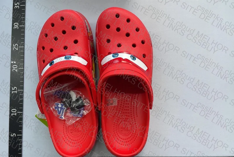 Crocs MCQueen 4