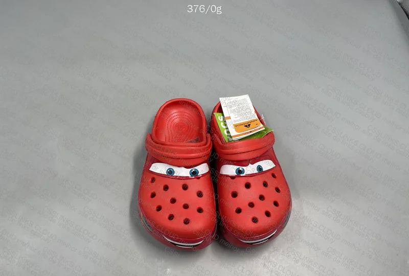 Crocs mqueen