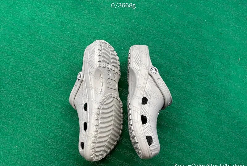 Crocs for My Girlfriend 7