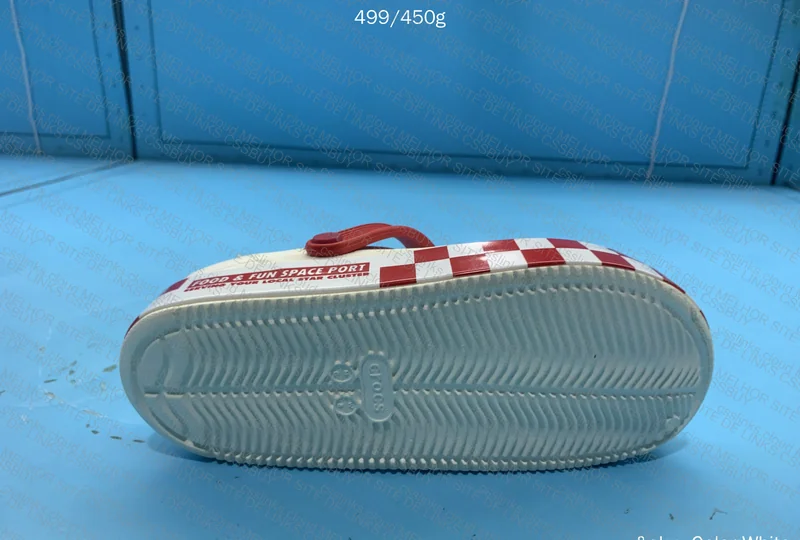 Crocs Pizza Planet 6