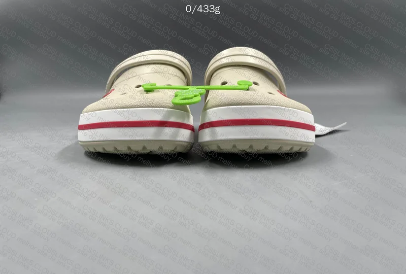 Crocs for Gata 2