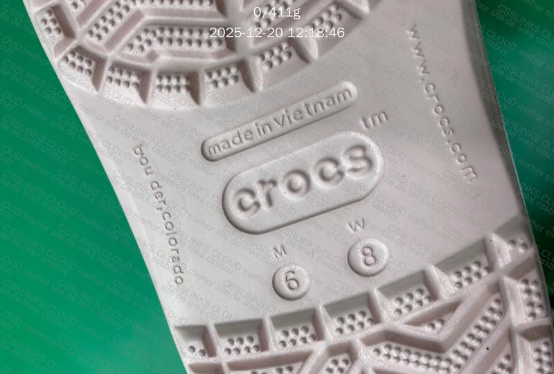 Crocs for Muie 9