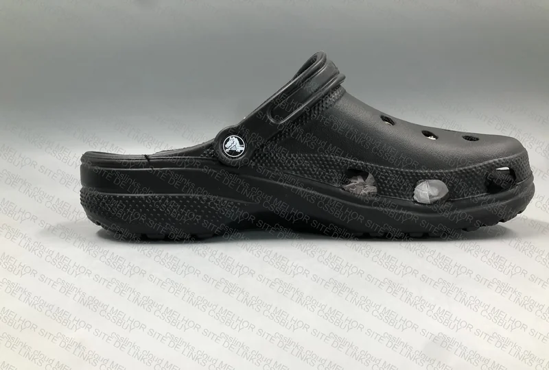 Black Crocs 5