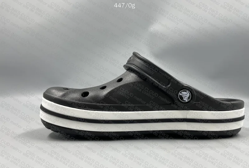 Black Crocs 8