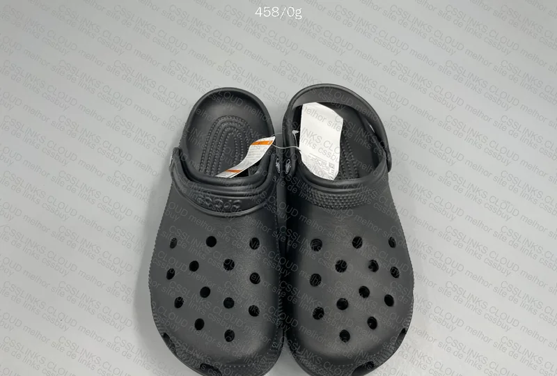 Black Crocs 3
