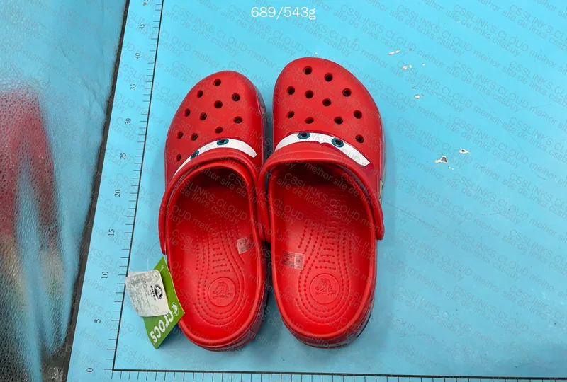 CROCS RELAMPAGO MCQUEEN 8