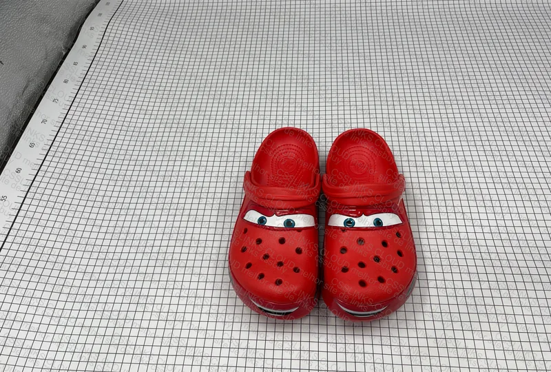 Crocs Lightning McQueen GL?