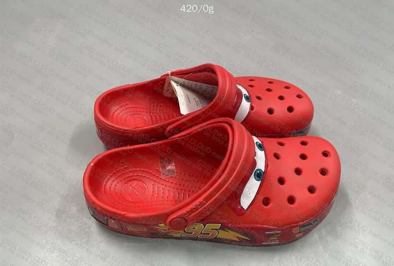 Crocs Lightning McQueen (Is it crooked or am I tripping?)