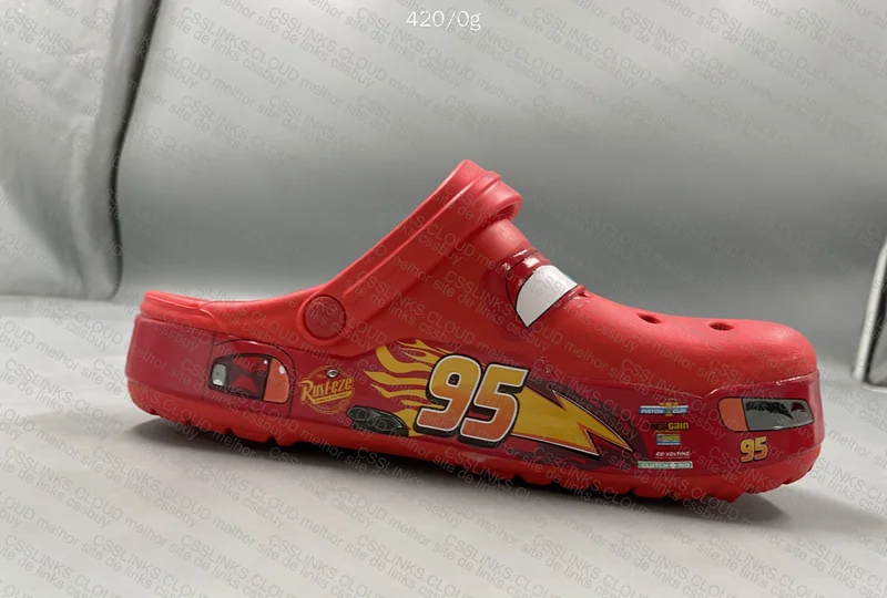 Crocs Lightning McQueen (Is it crooked or am I tripping?) 10