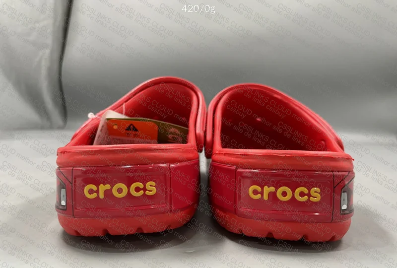Crocs Lightning McQueen (Is it crooked or am I tripping?) 4