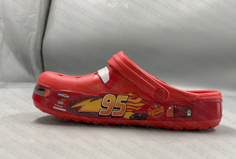 Crocs Lightning McQueen (Is it crooked or am I tripping?) 6