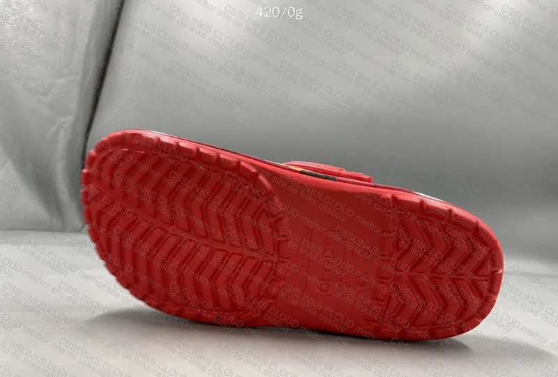 Crocs Lightning McQueen (Is it crooked or am I tripping?) 7