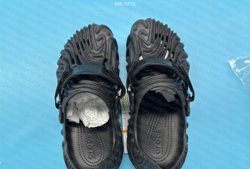 Crocs Salehe Bembury Black (With Measurements) 2