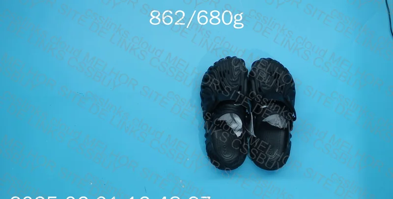 Crocs Salehe - Black