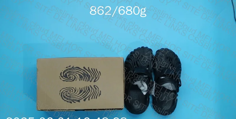 Crocs Salehe - Black 3