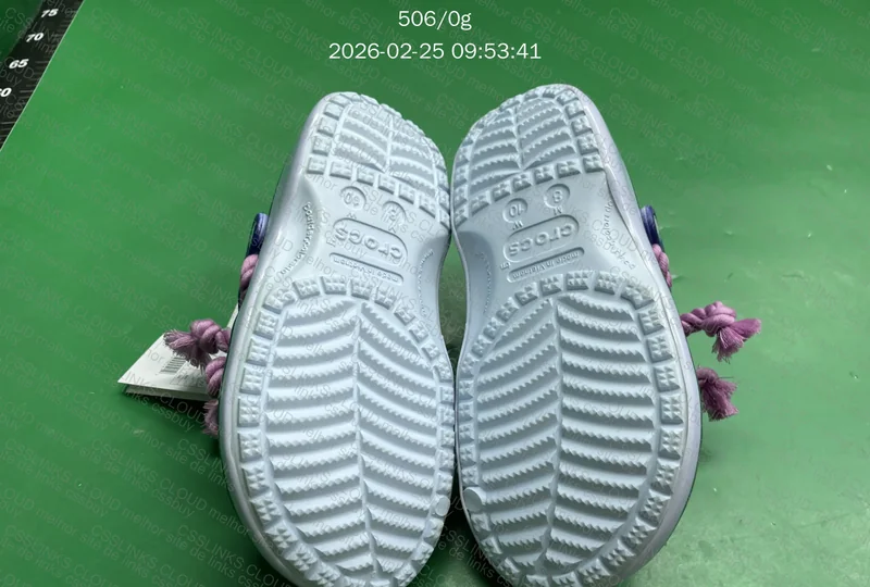 Crocs Sasuke Uchiha 4