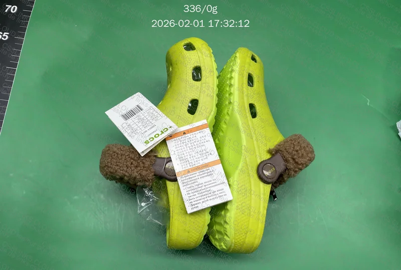 Crocs shreka 5