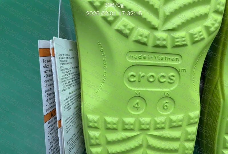 Crocs shreka 8
