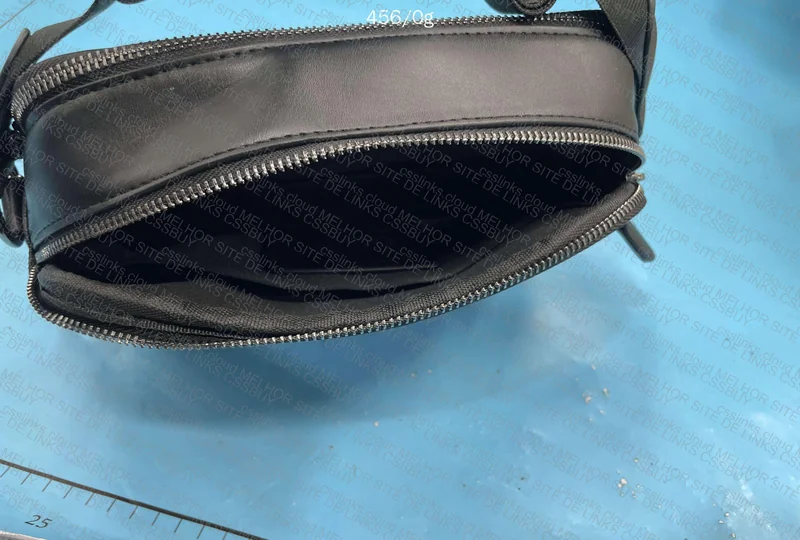 Crossbody Coach 3