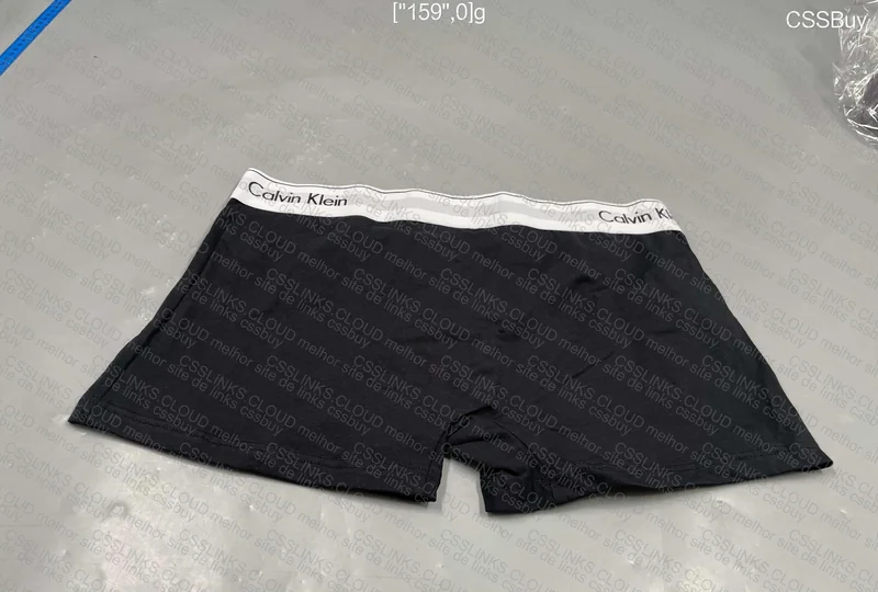 Calvin Klein Underwear 4