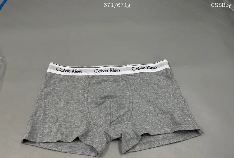 Calvin Klein Underwear 2