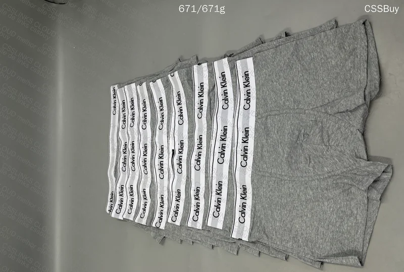 Calvin Klein Underwear 3