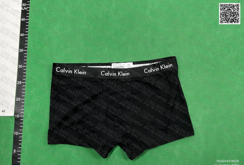 Calvin Klein Underwear 6