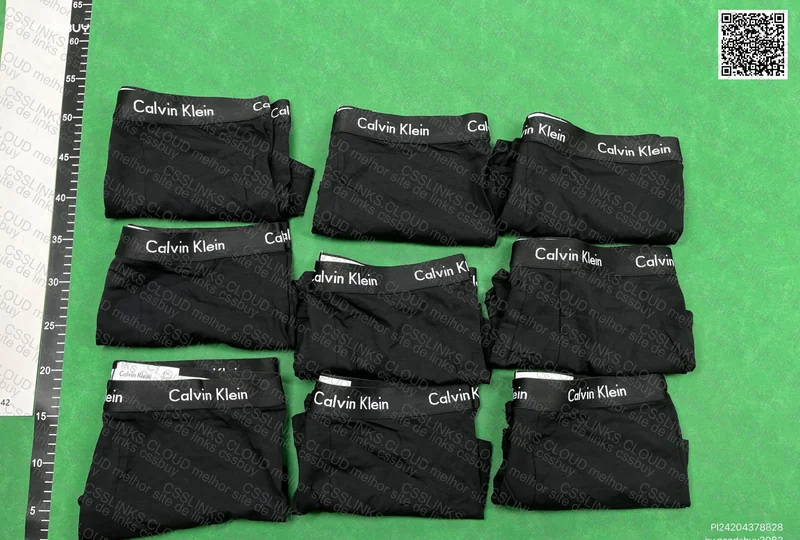 Calvin Klein Underwear 7