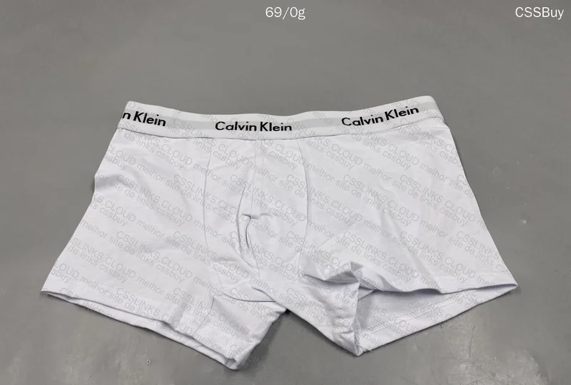 Calvin Klein Underwear 2