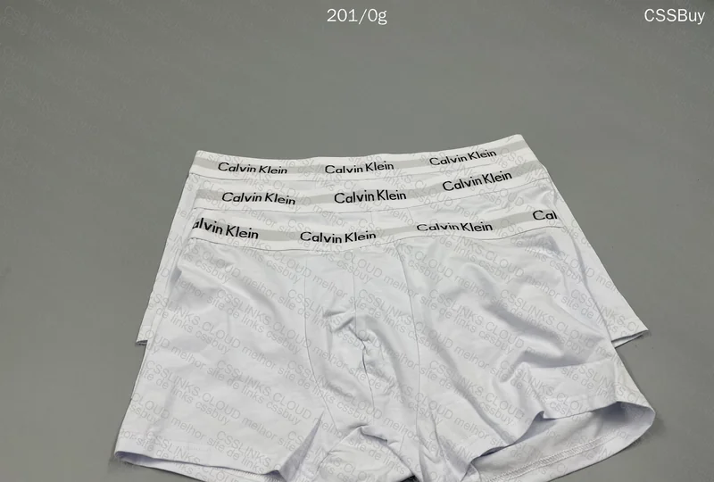 Calvin Klein Underwear 3
