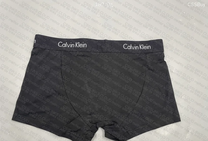 Calvin Klein Underwear 4